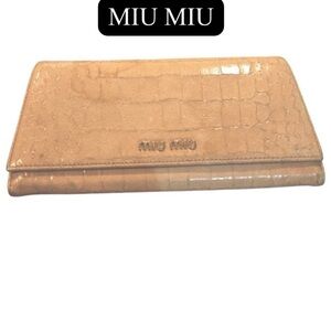 MIU MIU Pinkish/Beige Croc Embossed Leather Long Wallet, Authentic. EUC